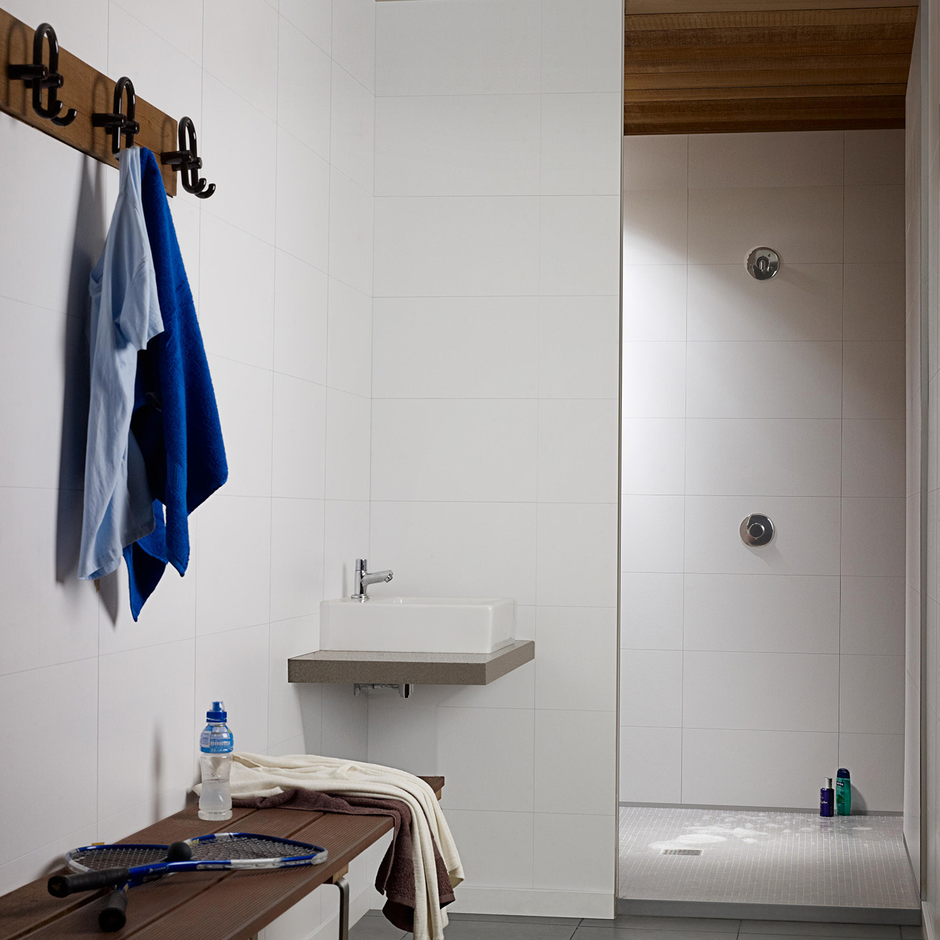 Wall&Water Snow White Bathroom Wall Panel (Tile effect - 600 x 300mm) - Image 5